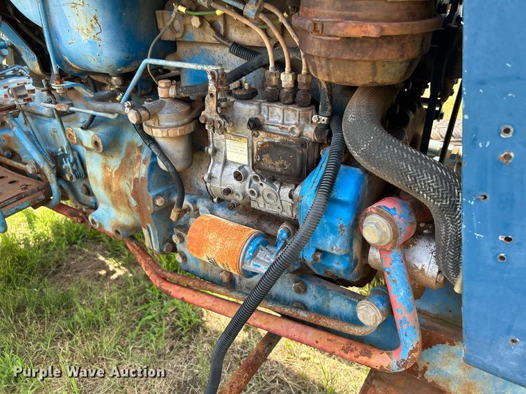 image for item DI7865 Ford F-1900  tractor