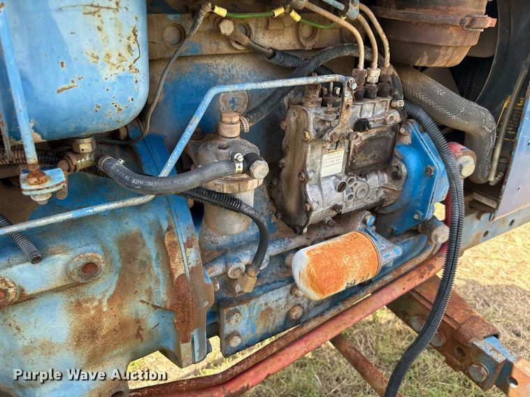 image for item DI7865 Ford F-1900  tractor
