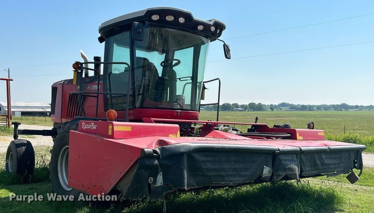 image for item DI7871 2014 Massey Ferguson WR9770  swather / windrower