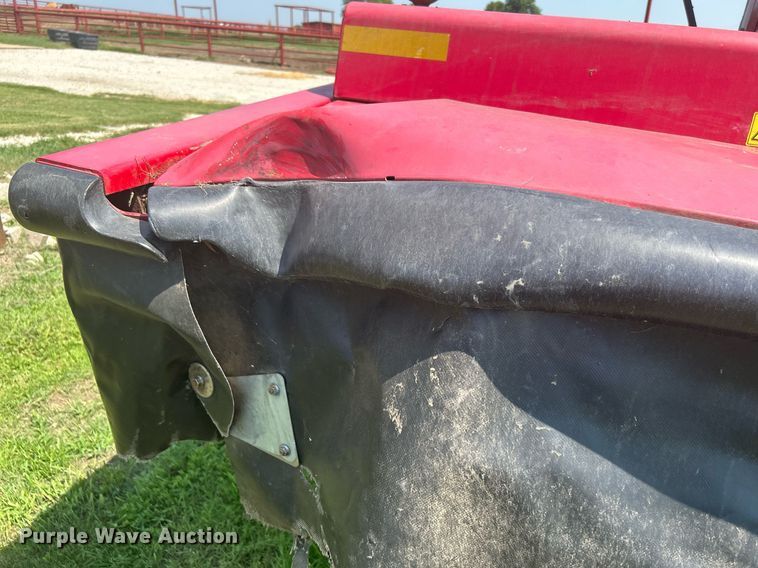 image for item DI7871 2014 Massey Ferguson WR9770  swather / windrower