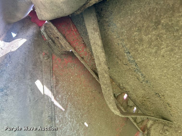 image for item DI7871 2014 Massey Ferguson WR9770  swather / windrower