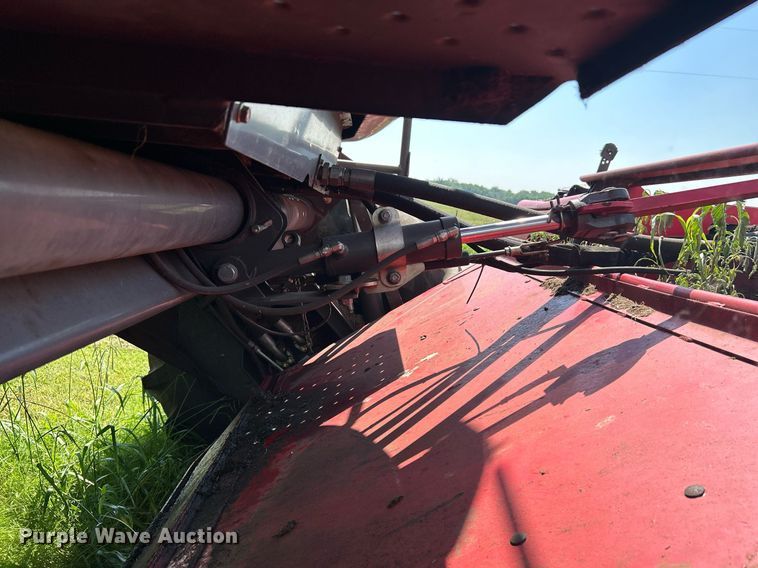 image for item DI7871 2014 Massey Ferguson WR9770  swather / windrower