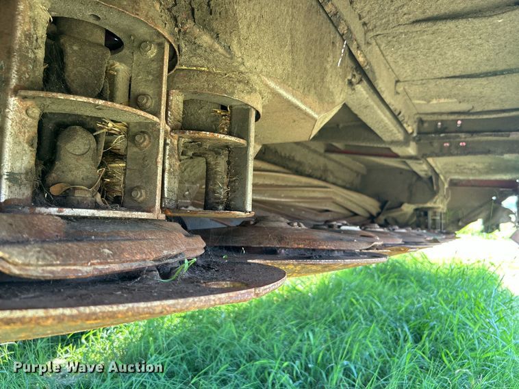 image for item DI7871 2014 Massey Ferguson WR9770  swather / windrower