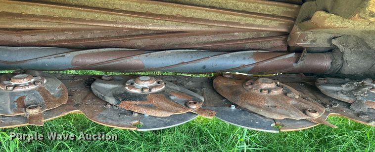 image for item DI7871 2014 Massey Ferguson WR9770  swather / windrower