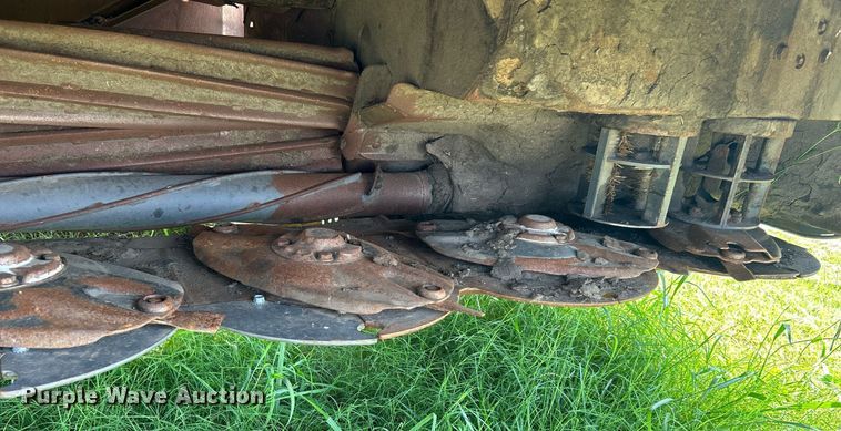 image for item DI7871 2014 Massey Ferguson WR9770  swather / windrower