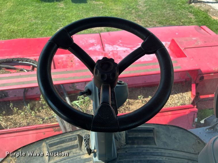 image for item DI7871 2014 Massey Ferguson WR9770  swather / windrower