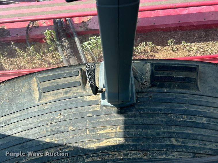 image for item DI7871 2014 Massey Ferguson WR9770  swather / windrower