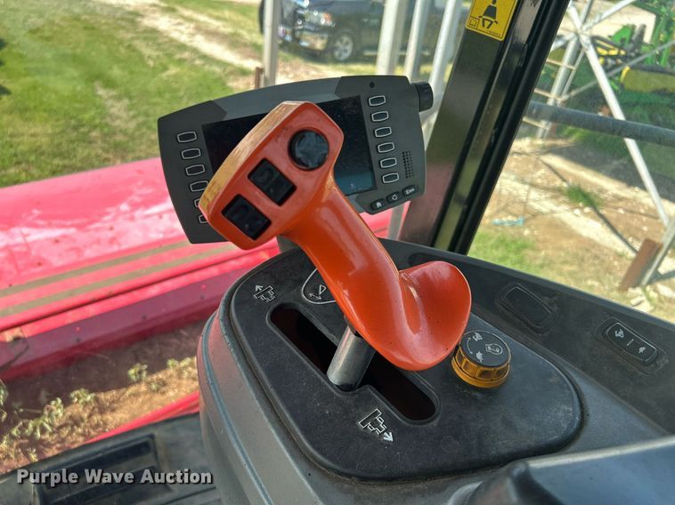 image for item DI7871 2014 Massey Ferguson WR9770  swather / windrower