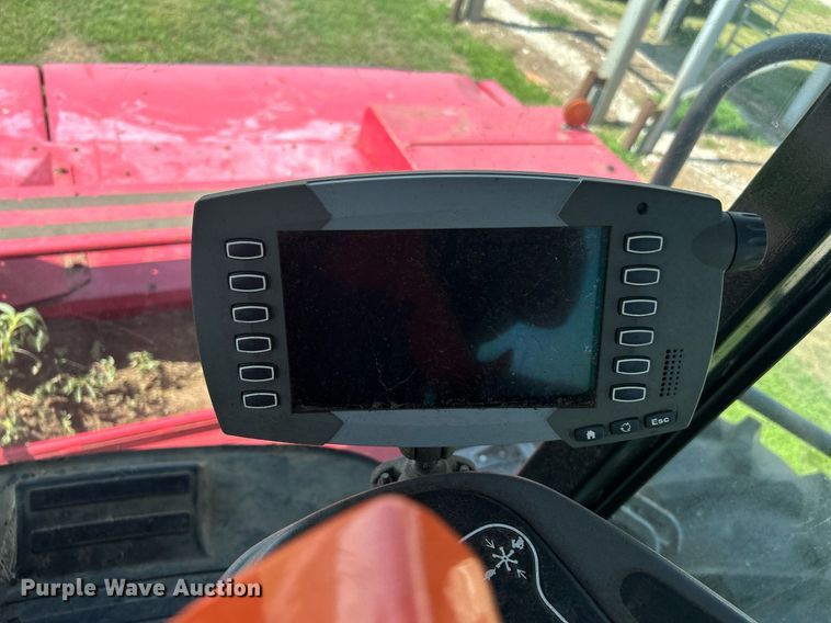 image for item DI7871 2014 Massey Ferguson WR9770  swather / windrower