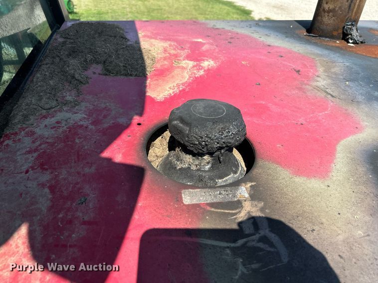 image for item DI7871 2014 Massey Ferguson WR9770  swather / windrower