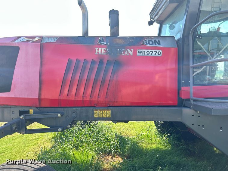 image for item DI7871 2014 Massey Ferguson WR9770  swather / windrower