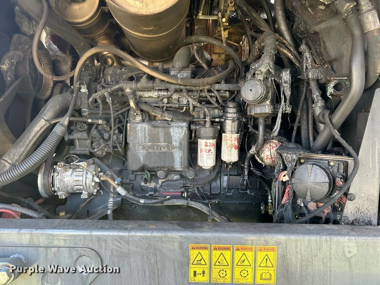 image for item DI7871 2014 Massey Ferguson WR9770  swather / windrower