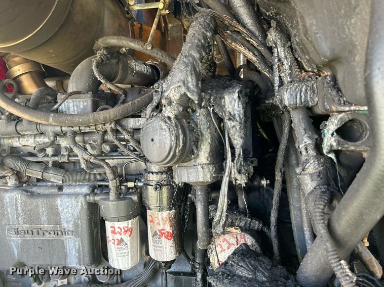 image for item DI7871 2014 Massey Ferguson WR9770  swather / windrower