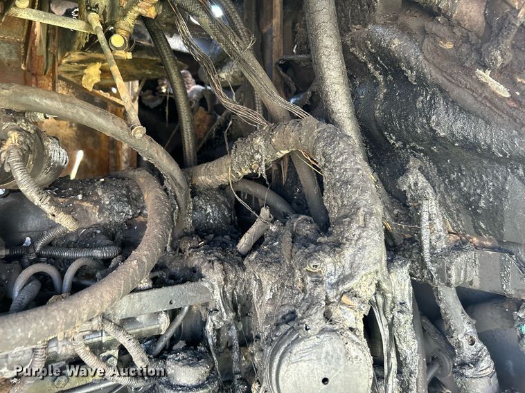 image for item DI7871 2014 Massey Ferguson WR9770  swather / windrower