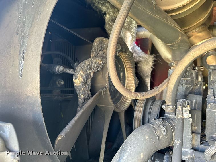 image for item DI7871 2014 Massey Ferguson WR9770  swather / windrower