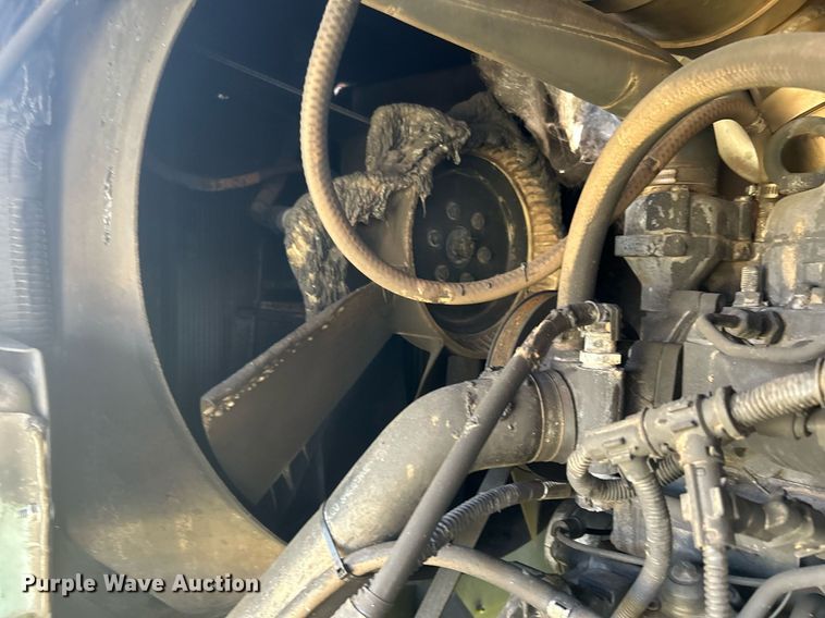 image for item DI7871 2014 Massey Ferguson WR9770  swather / windrower