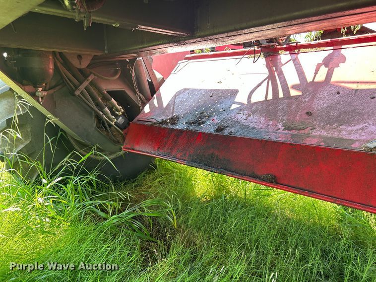 image for item DI7871 2014 Massey Ferguson WR9770  swather / windrower