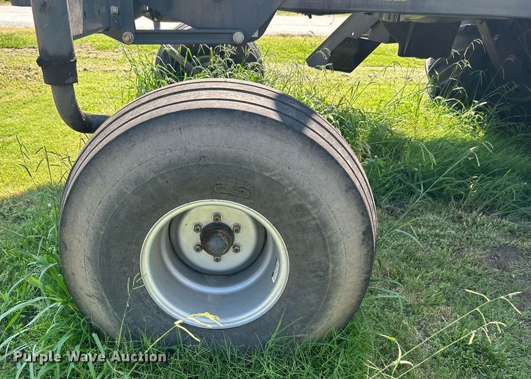 image for item DI7871 2014 Massey Ferguson WR9770  swather / windrower