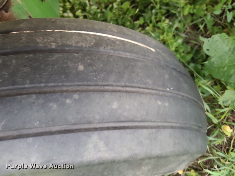 image for item DK1945 John Deere 716A  silage wagon