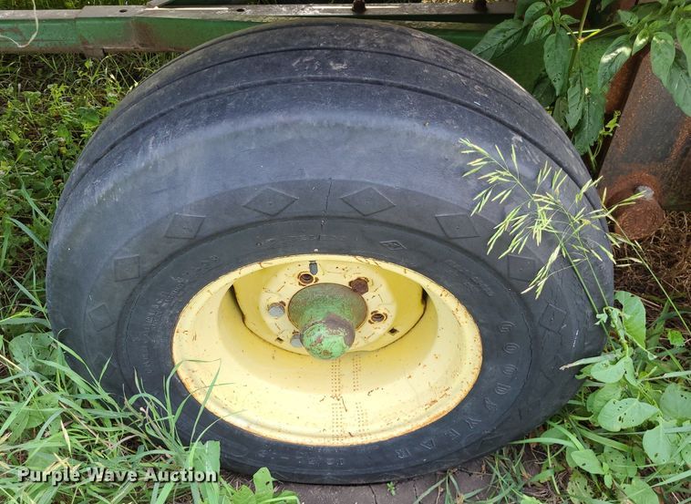 image for item DK1945 John Deere 716A  silage wagon