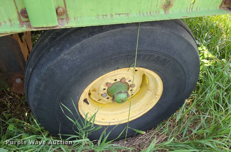 image for item DK1945 John Deere 716A  silage wagon