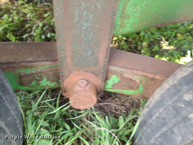 image for item DK1945 John Deere 716A  silage wagon