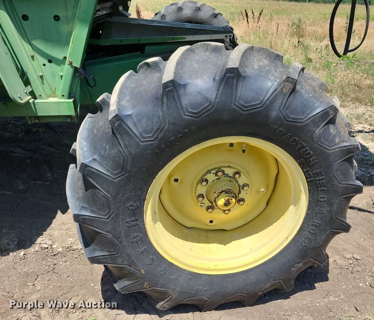 image for item DK1980 1983 John Deere 8820  combine