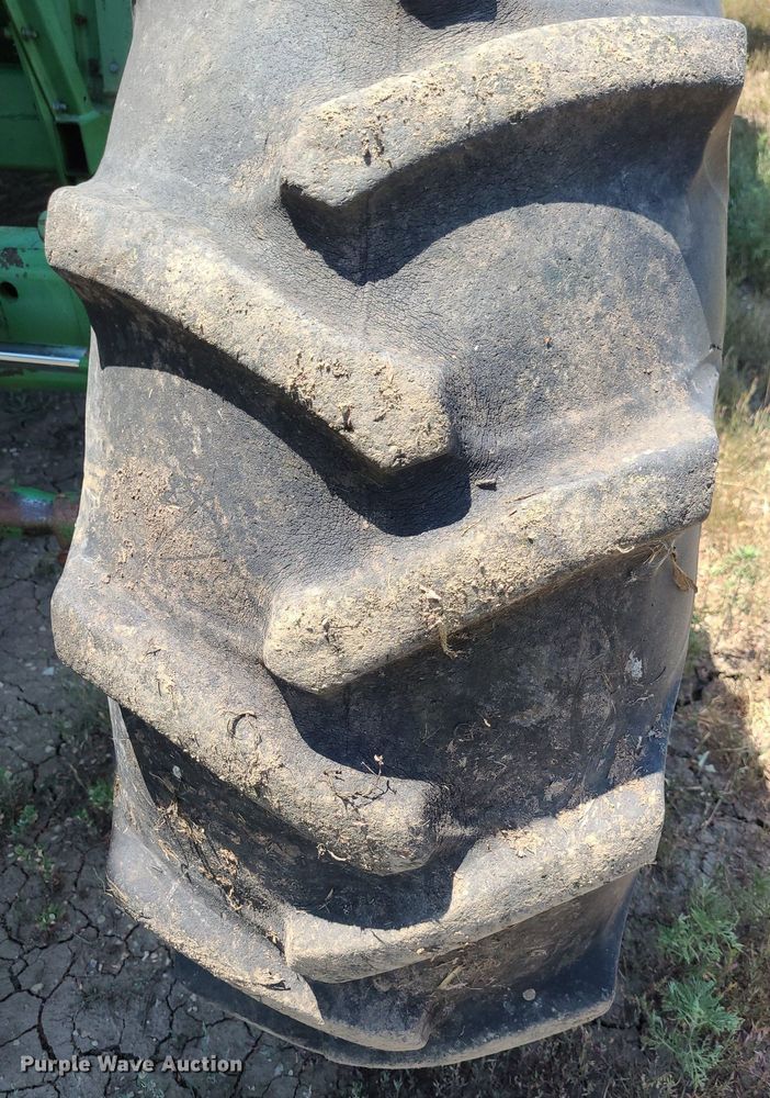 image for item DK1980 1983 John Deere 8820  combine