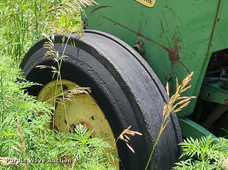 image for item DK1981 John Deere  grain drill