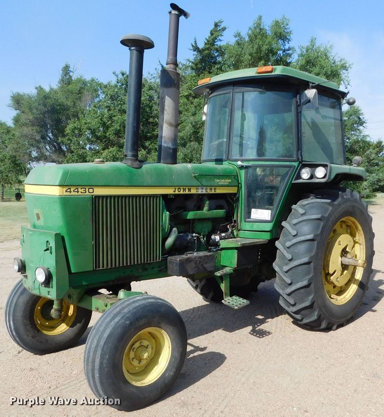 image for item DM2567 1975 John Deere 4430  tractor