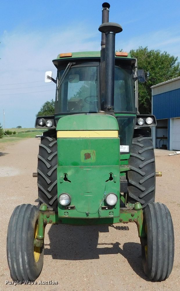 image for item DM2567 1975 John Deere 4430  tractor