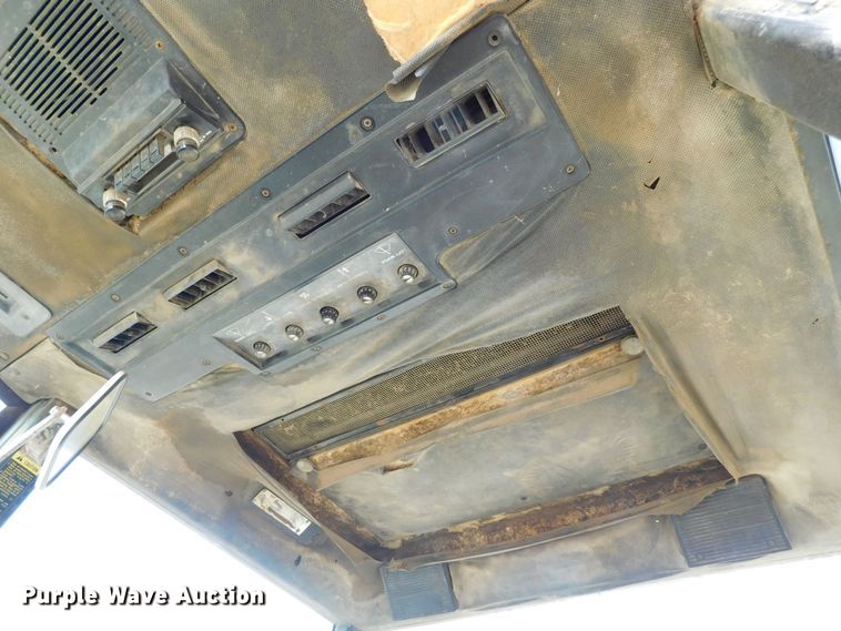 image for item DM2567 1975 John Deere 4430  tractor