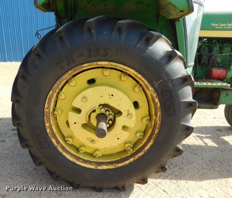 image for item DM2567 1975 John Deere 4430  tractor