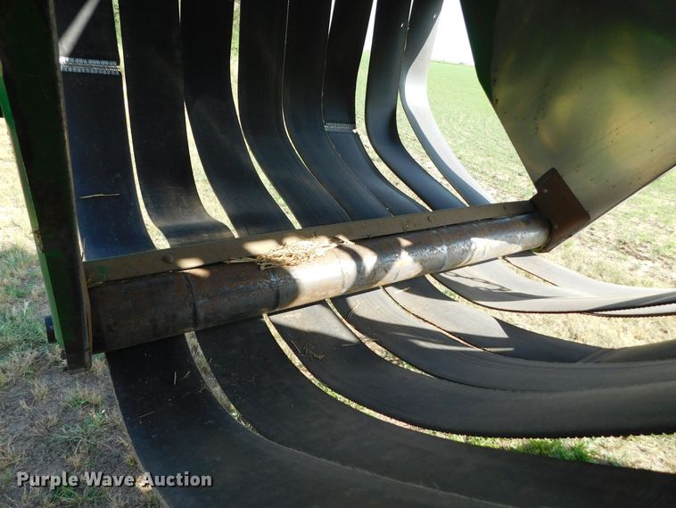 image for item DM2568 1992 John Deere 535  round baler