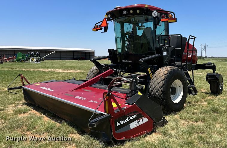 image for item DN4670 2021 MacDon M1240  swather / windrower