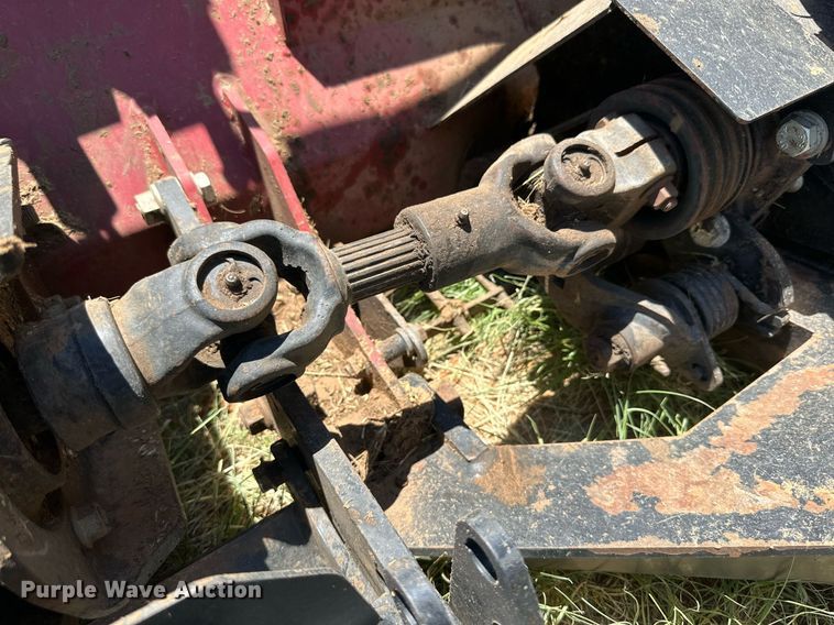 image for item DN4670 2021 MacDon M1240  swather / windrower