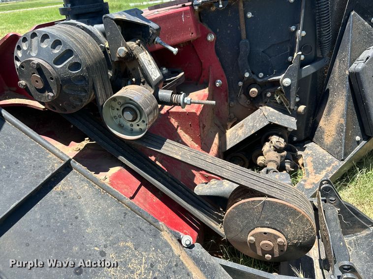 image for item DN4670 2021 MacDon M1240  swather / windrower