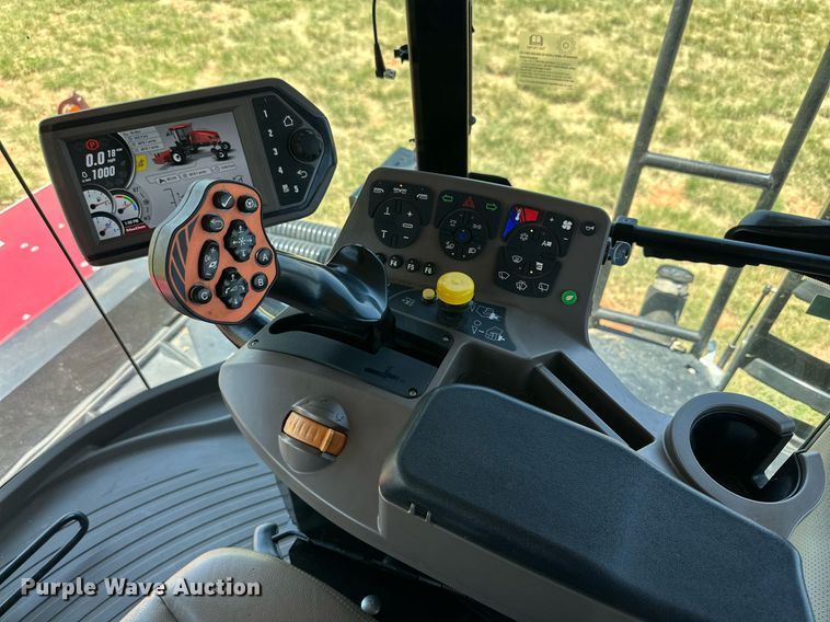 image for item DN4670 2021 MacDon M1240  swather / windrower