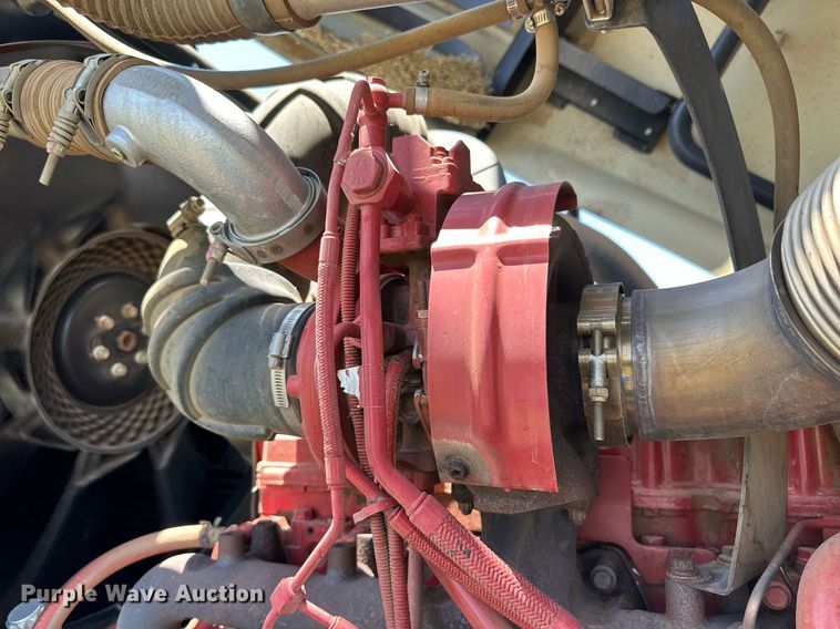 image for item DN4670 2021 MacDon M1240  swather / windrower