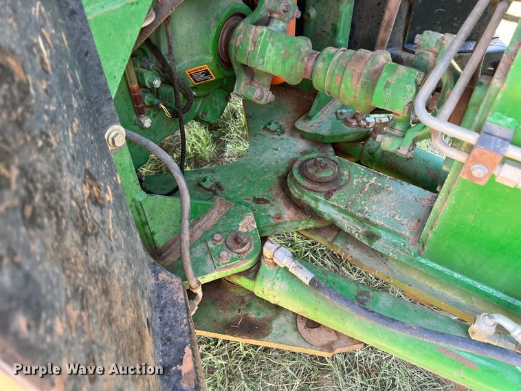 image for item DN4674 2007 John Deere 9520  4WD tractor
