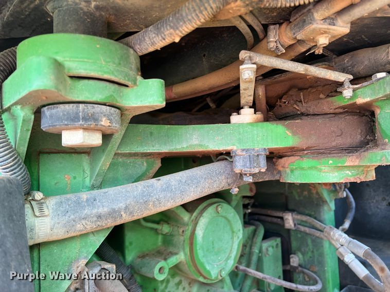 image for item DN4674 2007 John Deere 9520  4WD tractor