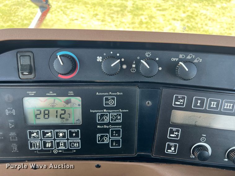 image for item DN4674 2007 John Deere 9520  4WD tractor