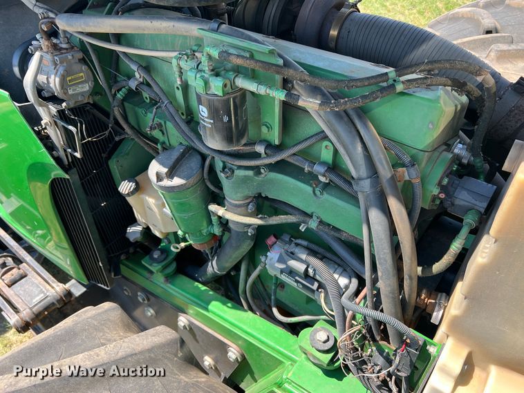 image for item DN4674 2007 John Deere 9520  4WD tractor