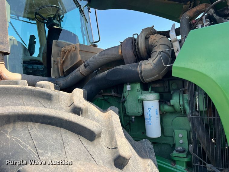 image for item DN4674 2007 John Deere 9520  4WD tractor