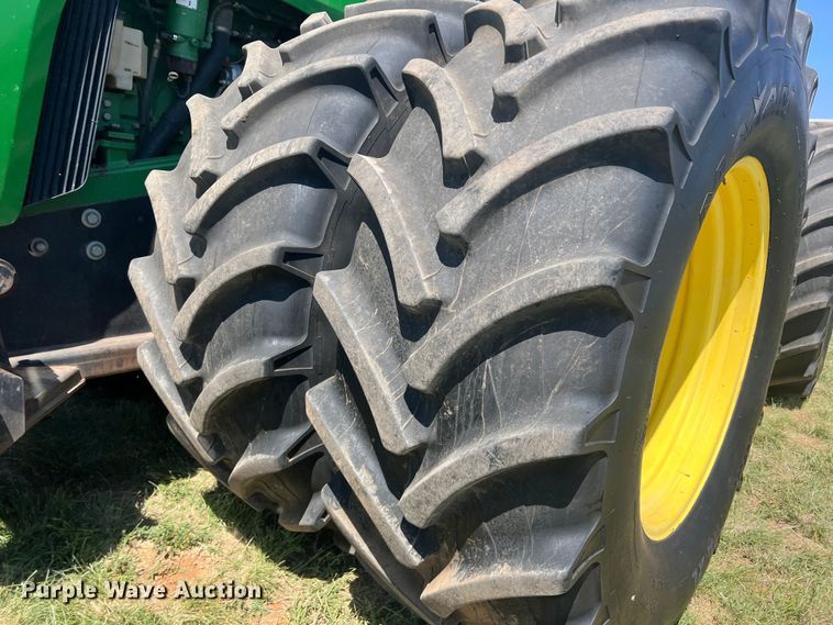 image for item DN4674 2007 John Deere 9520  4WD tractor