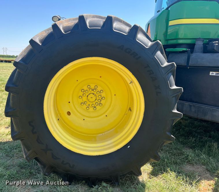 image for item DN4674 2007 John Deere 9520  4WD tractor