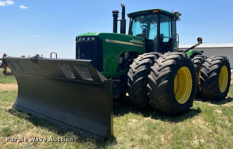 image for item DN4675 2007 John Deere 9520  4WD tractor
