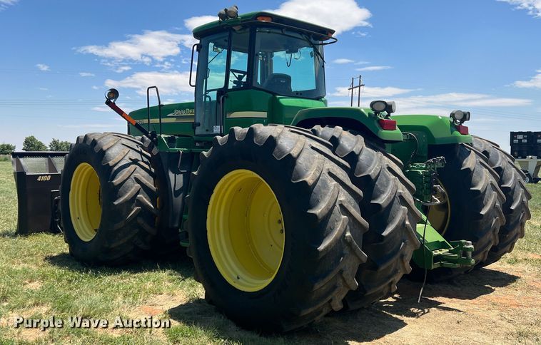image for item DN4675 2007 John Deere 9520  4WD tractor