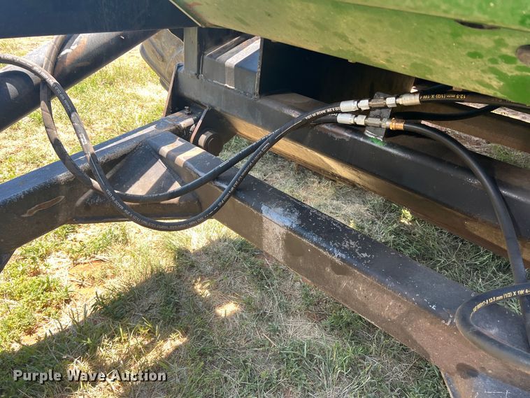 image for item DN4675 2007 John Deere 9520  4WD tractor