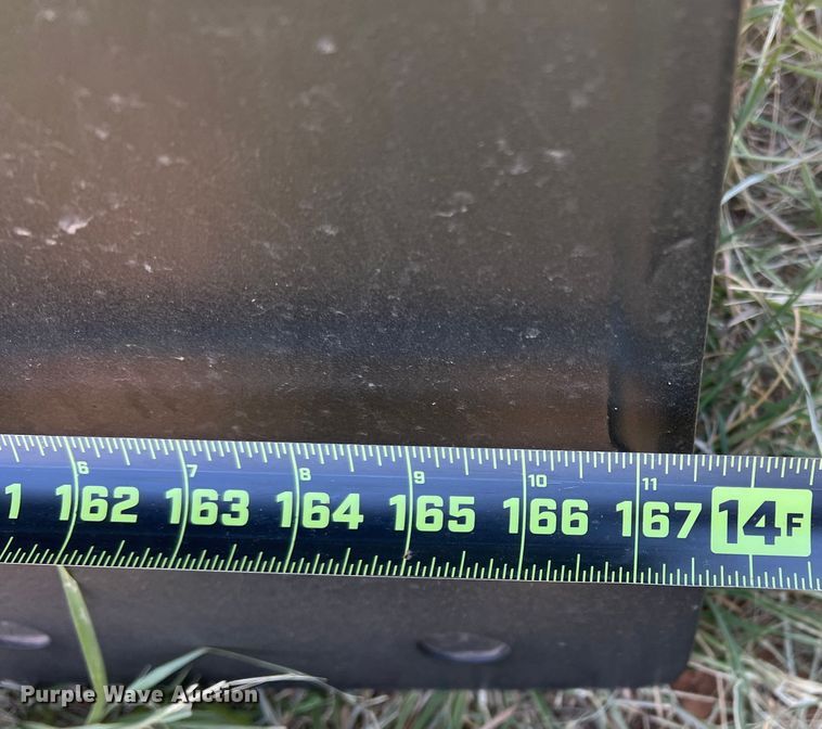 image for item DN4675 2007 John Deere 9520  4WD tractor